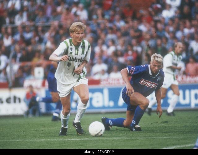 埃芬博格（门兴格拉德巴赫时期，1994年对卡尔斯鲁厄的德甲比赛）